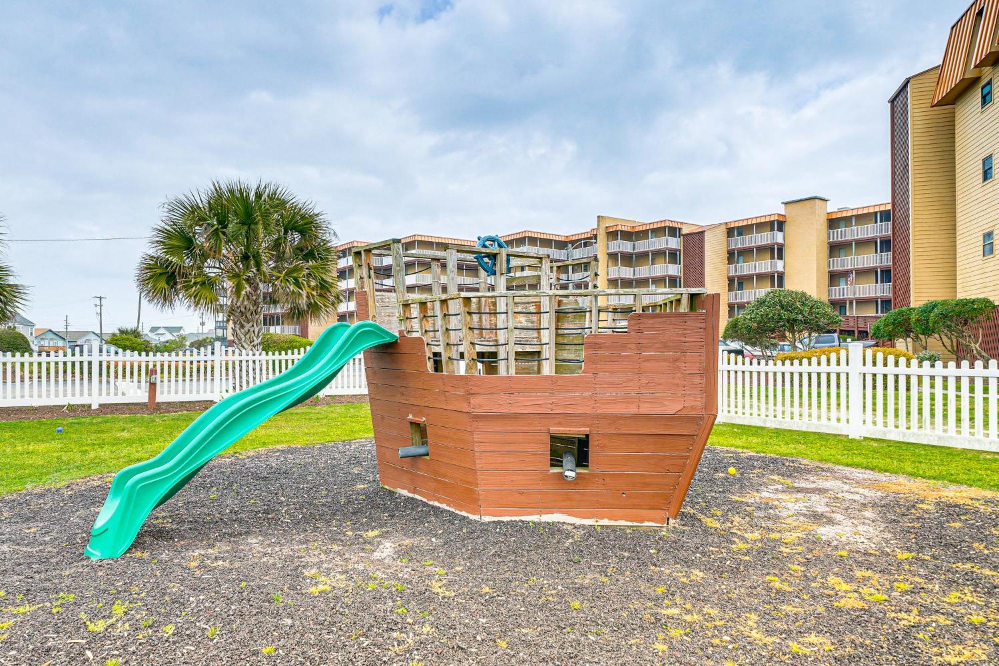 Steps To The Beach Oceanfront Condo With Lanai! North Topsail Beach Zewnętrze zdjęcie